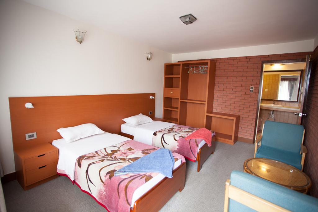 Maya Guest House Thimi Dış mekan fotoğraf